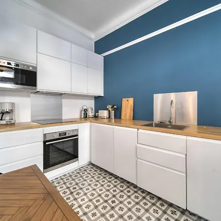 Apartamento Ref 1412 - Charming Two Bedroom In Rue D'antibes Cannes