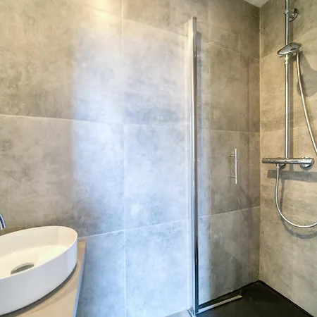 Apartamento Ref 1412 - Charming Two Bedroom In Rue D'antibes *